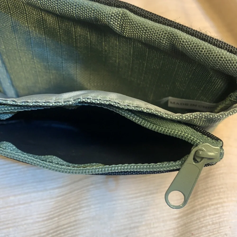 NWOT SurPlus foldable wallet w/bungee leash